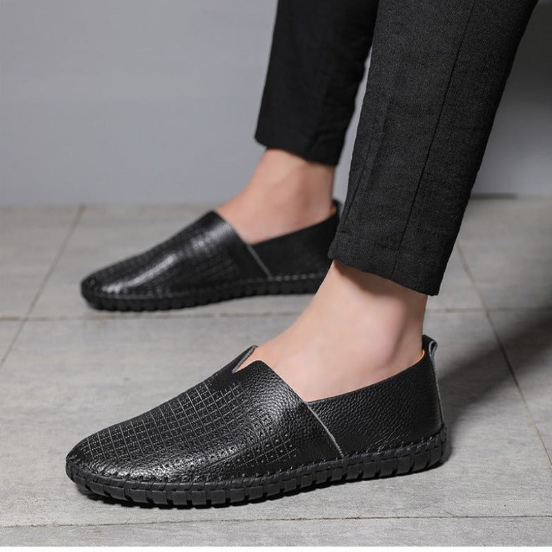 Men’s Embroidered Loafers – Elegant & Comfortable